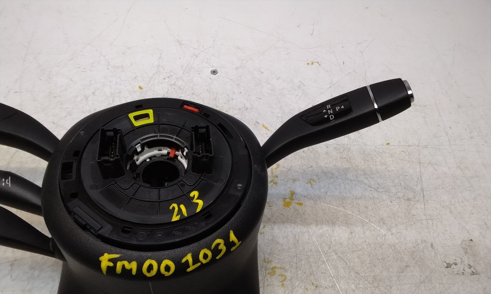 Mercedes E-CLASS W213 INDICATOR/WIPER GEAR SELECT + SQUIB  A2139001611 FM001031