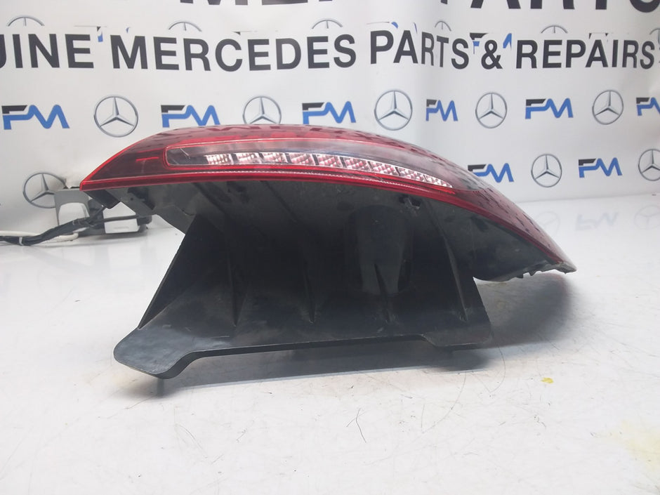 MERCEDES E-CLASS W213 DRIVER SIDE OS REAR TAIL LIGHT FMT97