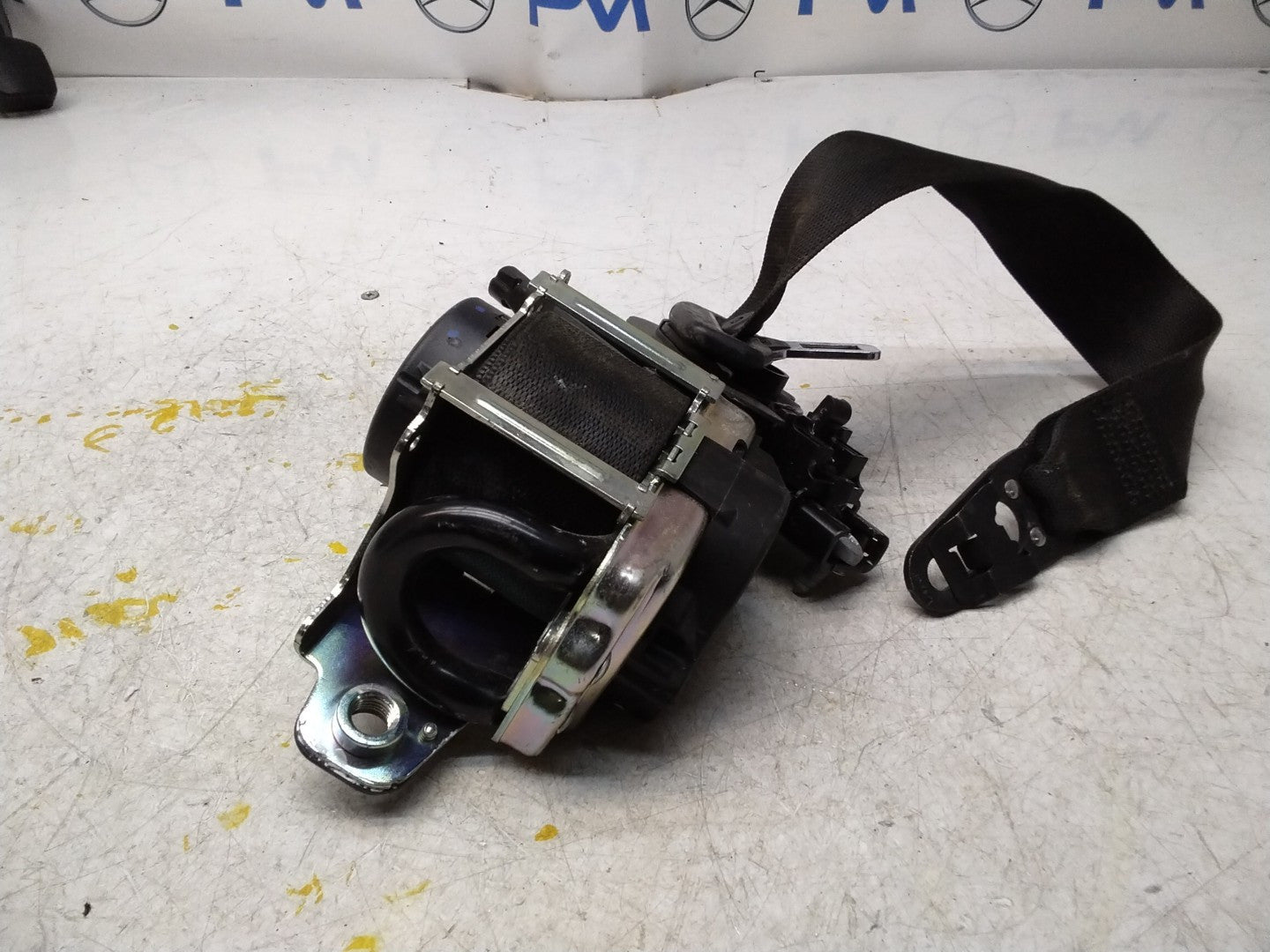 MERCEDES C-CLASS W205 SEAT BELT FRONT PASSENGER LEFT SIDE A2058600185 FMS332 NSF