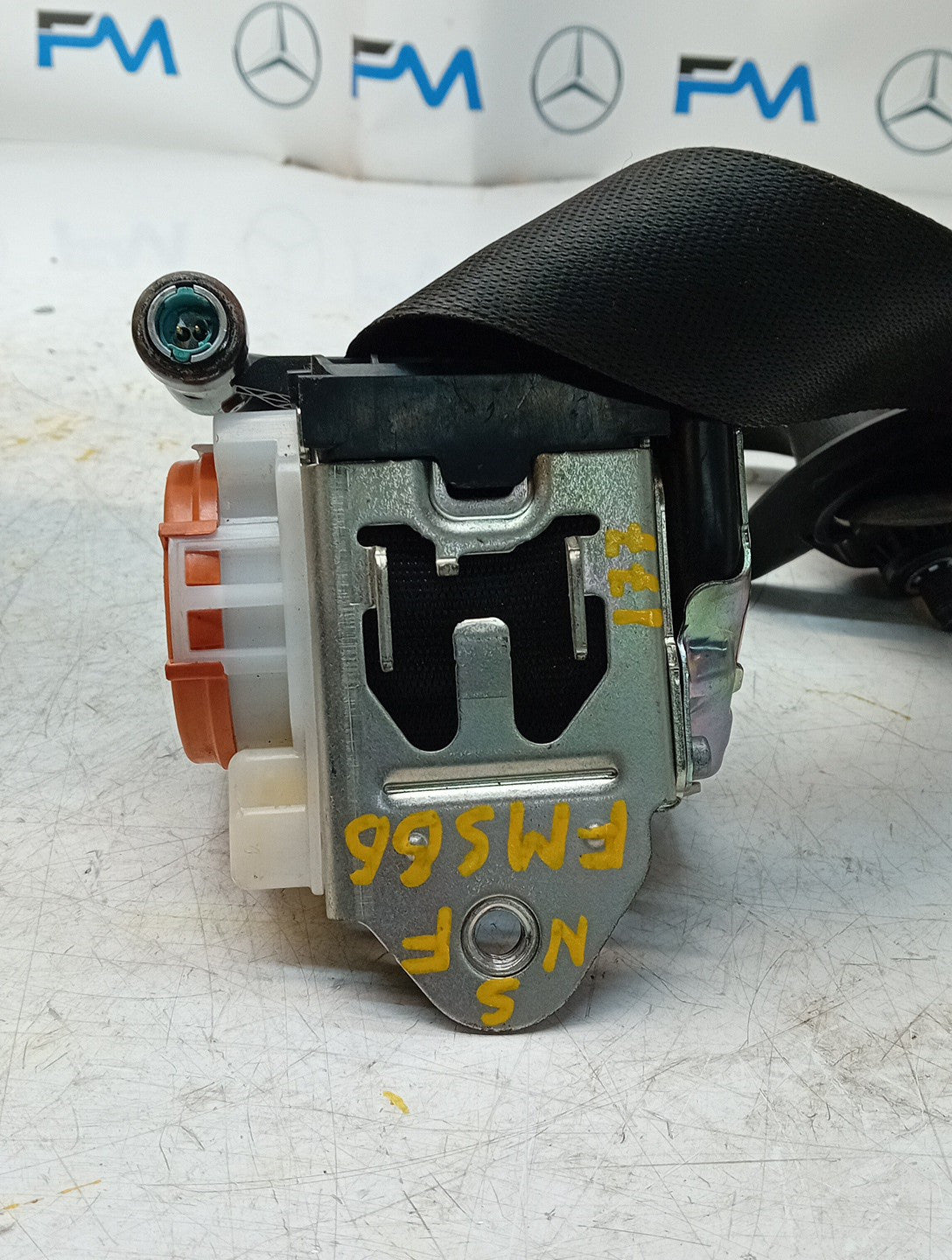 MERCEDES A CLASS  FRONT LEFT SEAT BELT WITH PRETENSIONER A1778600700 FMS66 NSF