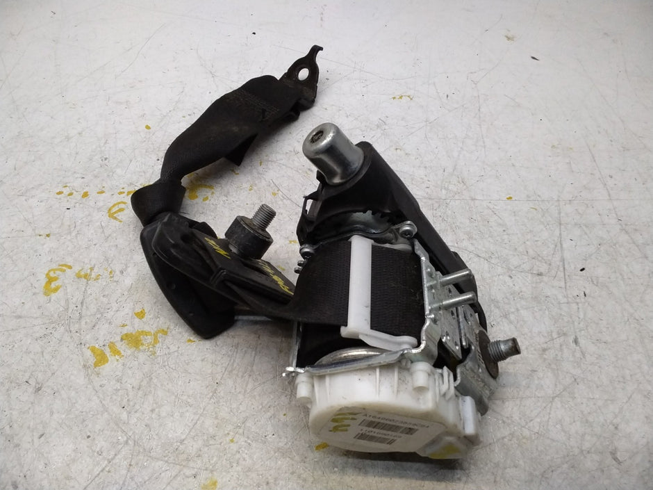 MERCEDES GL CLASS W164 REAR SEAT BELT LEFT A2018680222 FMS423 NSR