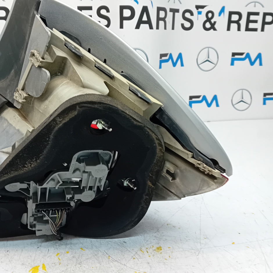 MERCEDES CLC W203 2010 PASSENGER SIDE NS REAR TAIL LIGHT A2038205164 FMT158