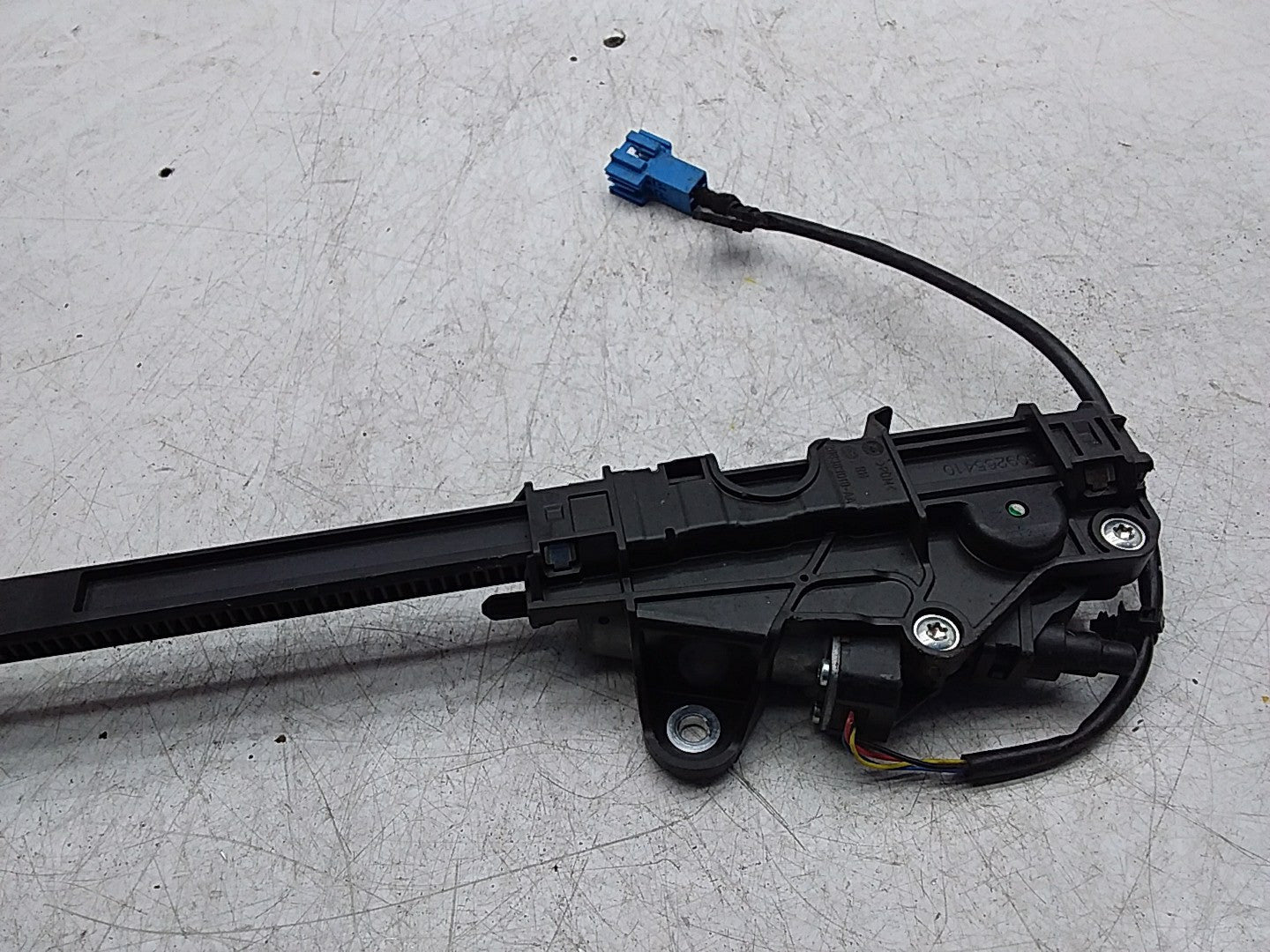 MERCEDES MERCEDES C-CLASS W205  SEAT BELT RETRACTOR 2058600282 FMR02