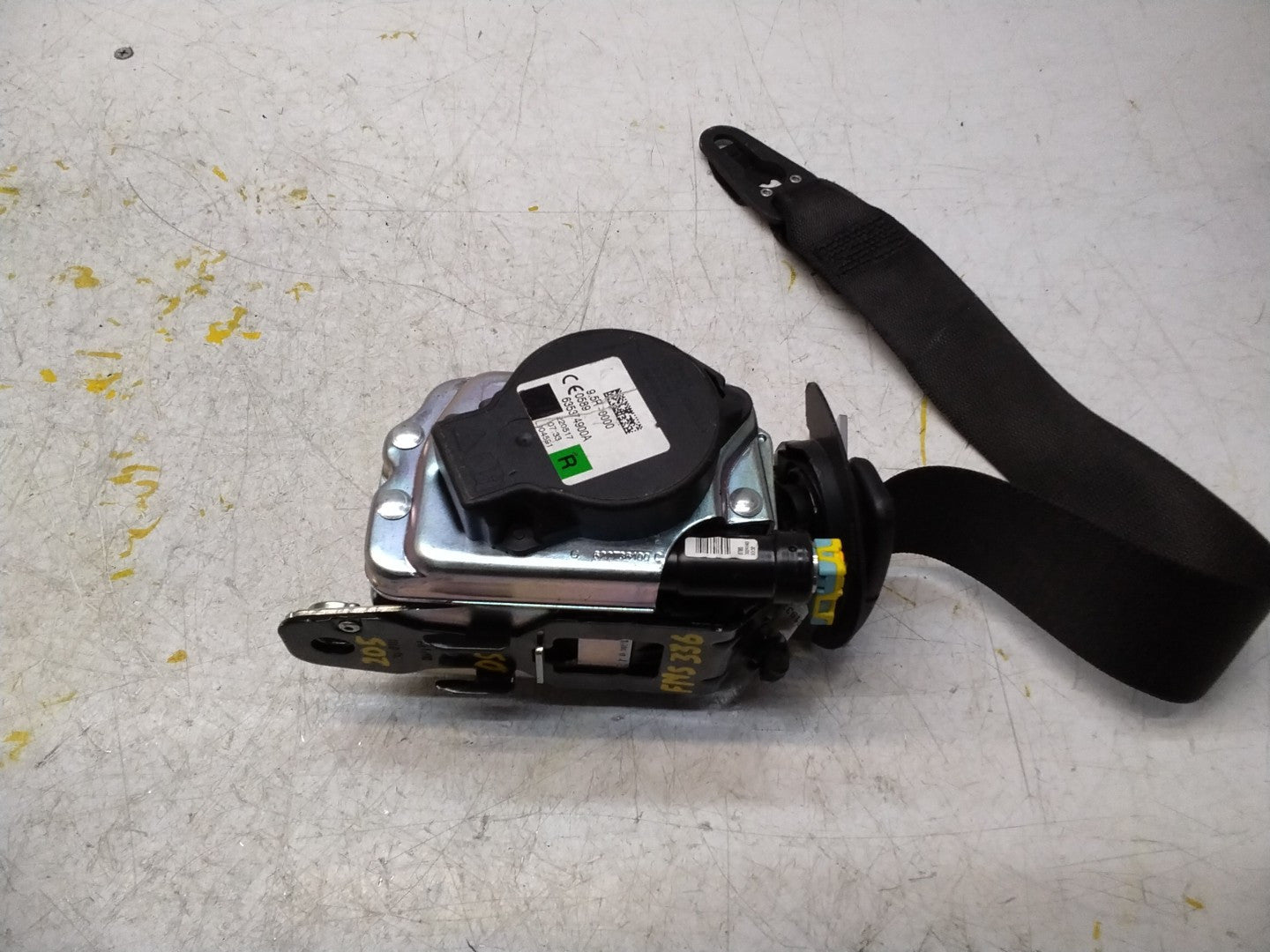 MERCEDES C-CLASS W205 SEAT BELT REAR RIGHT DRIVER SIDE A2058600285 FMS336 OSR