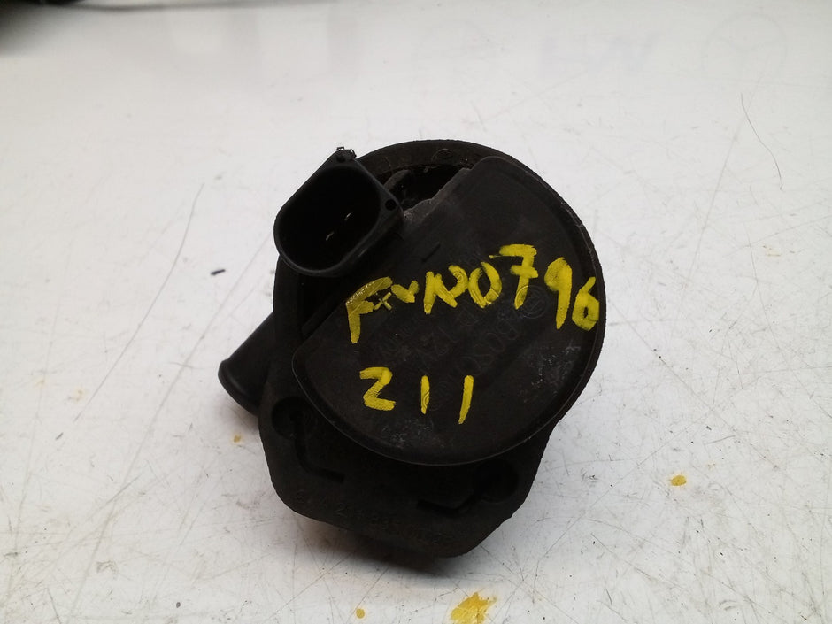 Mercedes E-CLASS W211 ELECTRIC COOLANT WATER PUMP A2118350028 FM00796