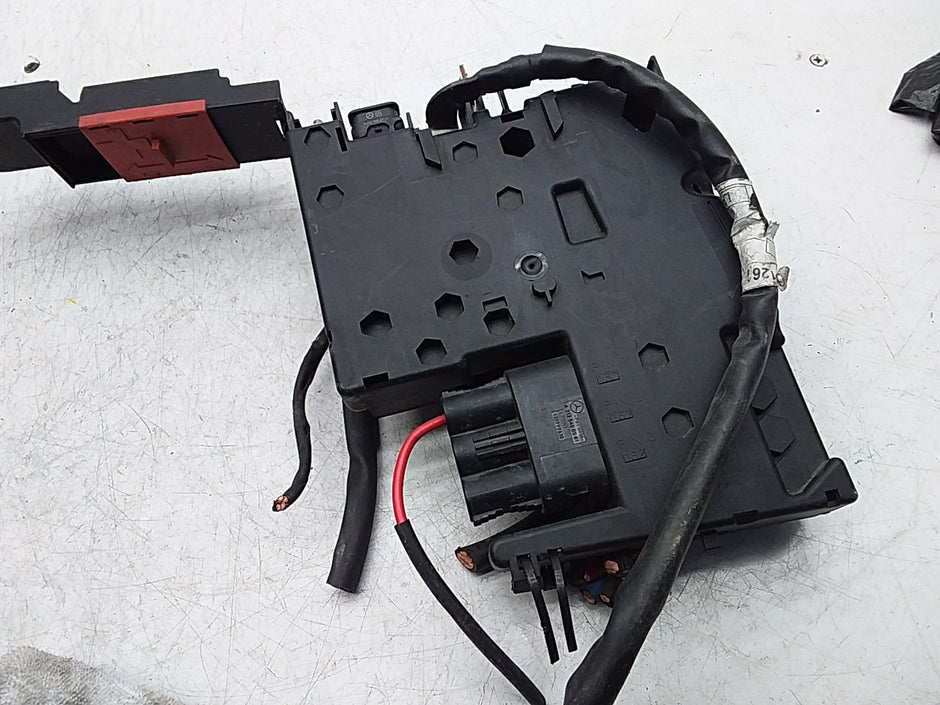 Mercedes E-CLASS 2009 W212 Fuse Relay Junction Box A2125400581 FMF139