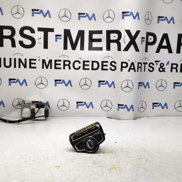 MERCEDES C-CLASS W205 HEADLIGHT CONTROL SWITCH 2014-2020 A2059056500 FM001019