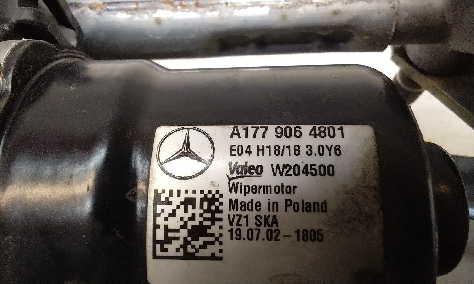 MERCEDES-BENZ A CLASS W177  FRONT WIPER MOTOR WITH LINKAGE A1779064801 FM00749