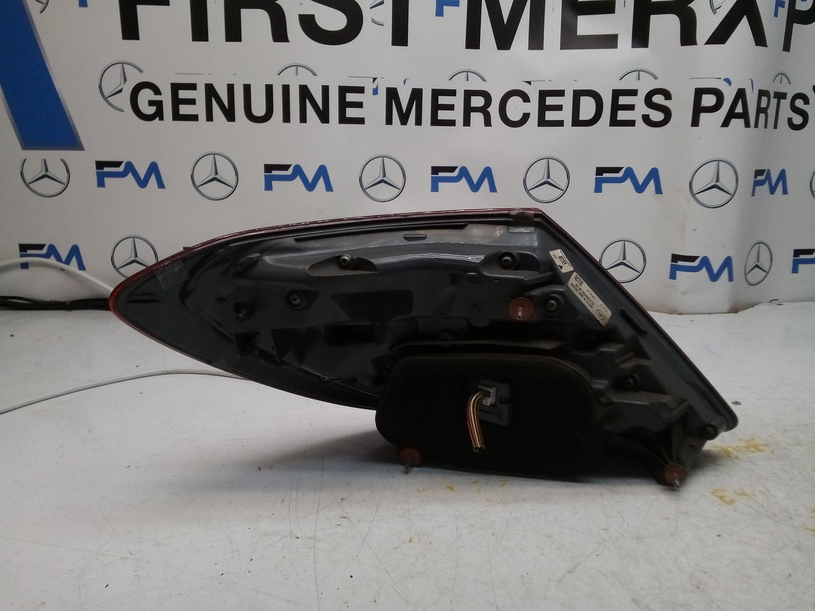 MERCEDES E-CLASS W213 DRIVER OS REAR TAIL LIGHT 2017 A2139068000 FMT205
