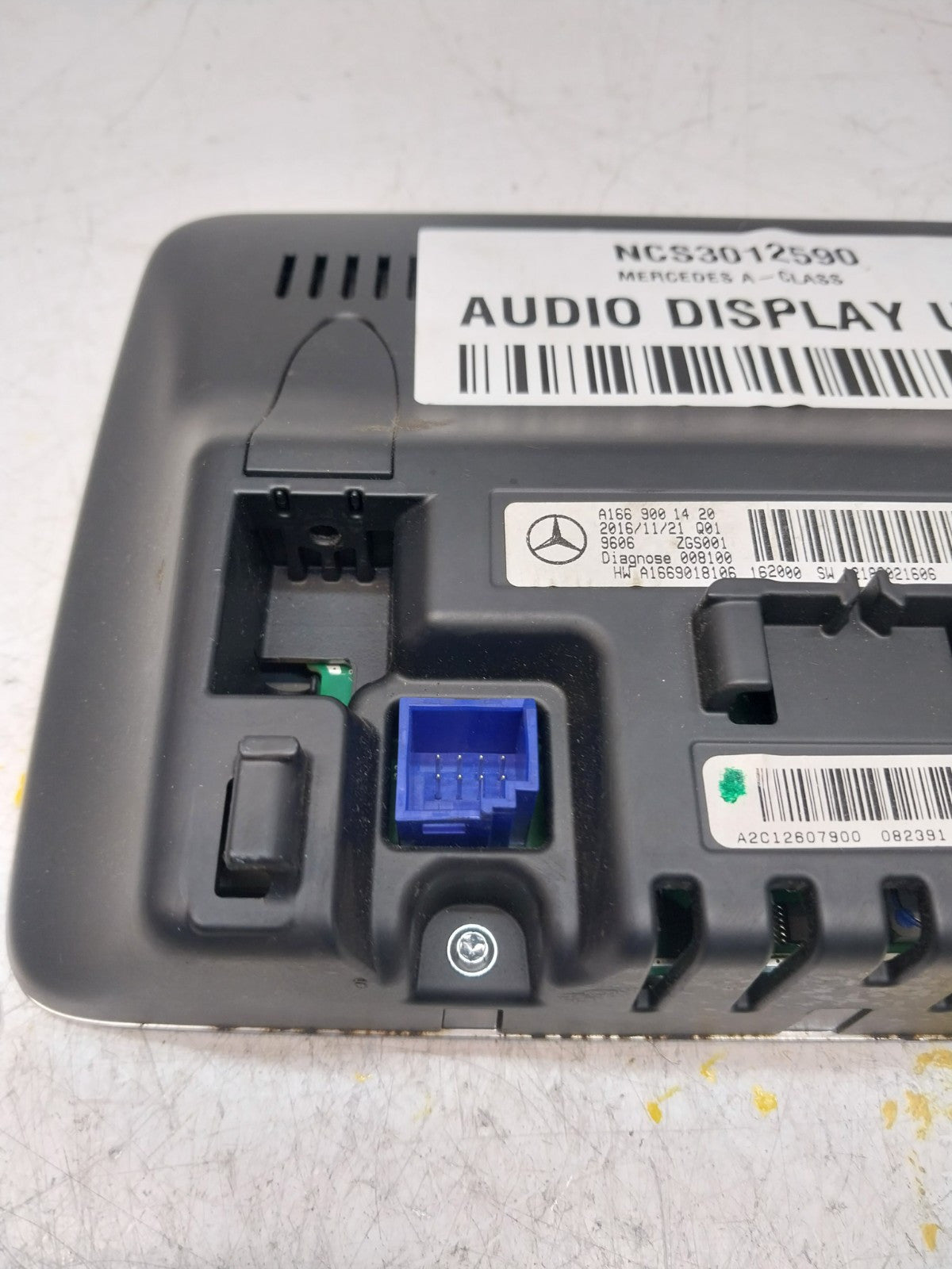 MERCEDES M-CLASS W166 DISPLAY SCREEN A1669001420 2016 FM00716