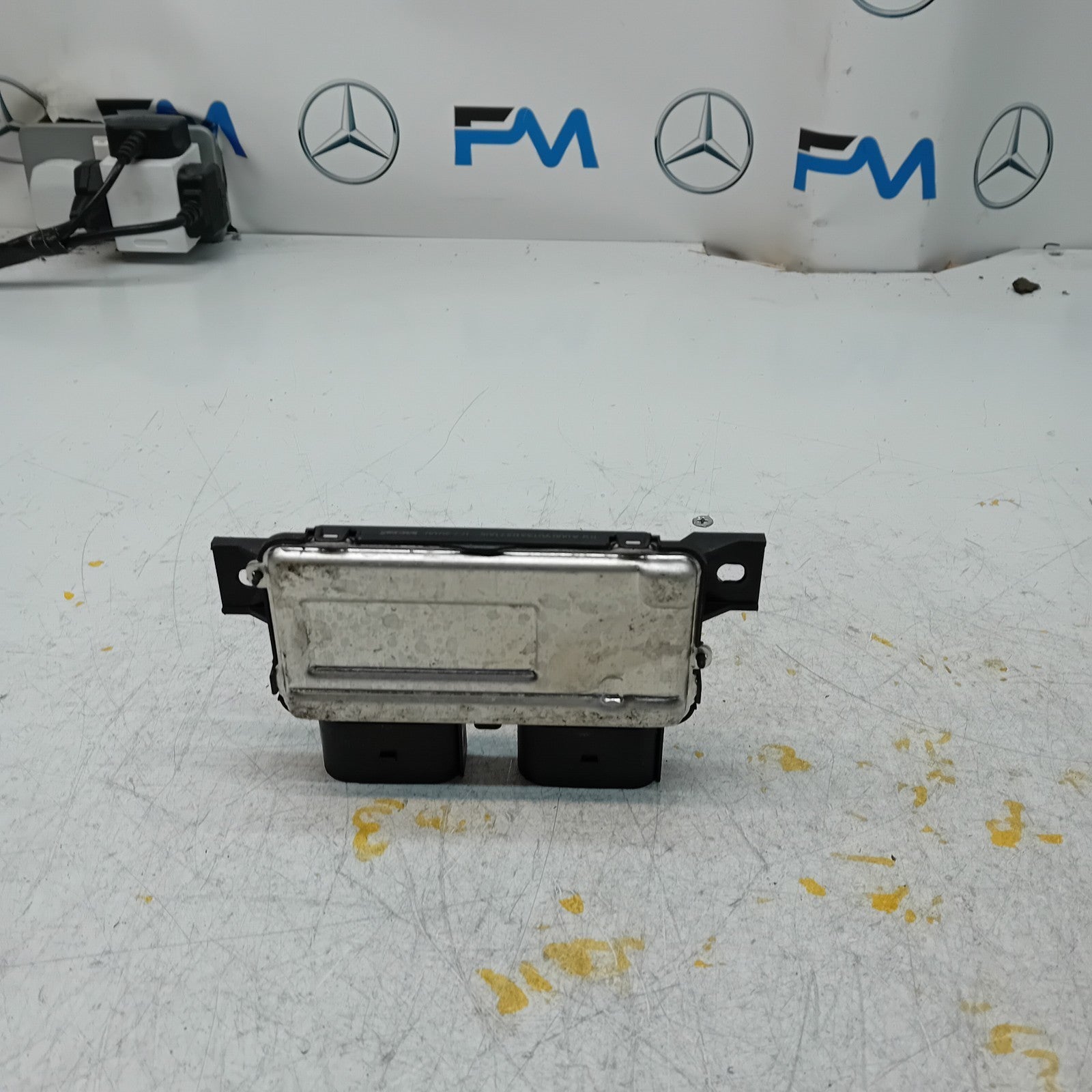 MERCEDES SPRINTER W906 FUEL PUMP CONTROL MODULE A0009008214 FM00958
