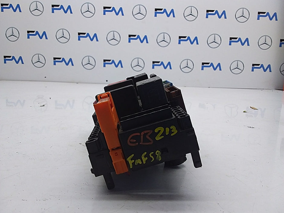 MERCEDES E-CLASS W213 2016 ONWARDS  FUSE RELAY BOX A2139068801  FMF58