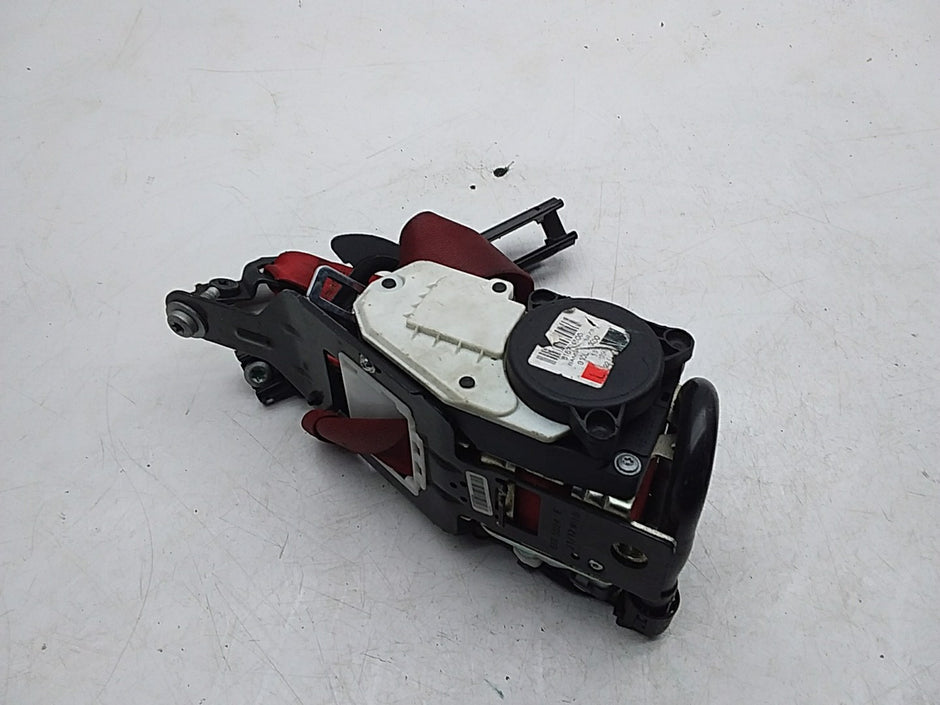 MERCEDES C-CLASS W204 SEAT BELT FRONT LEFT PASSENGER SIDE A2048602385 FMS202 NSF