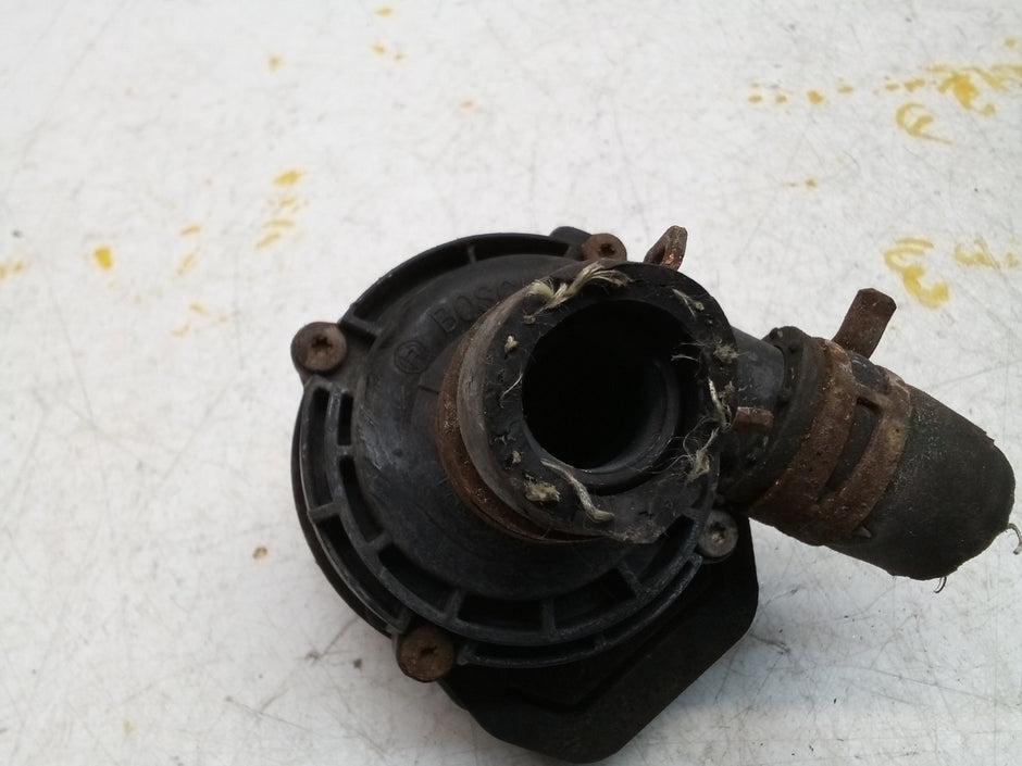 Mercedes E-CLASS W211 ELECTRIC COOLANT WATER PUMP A2118350028 FM00795