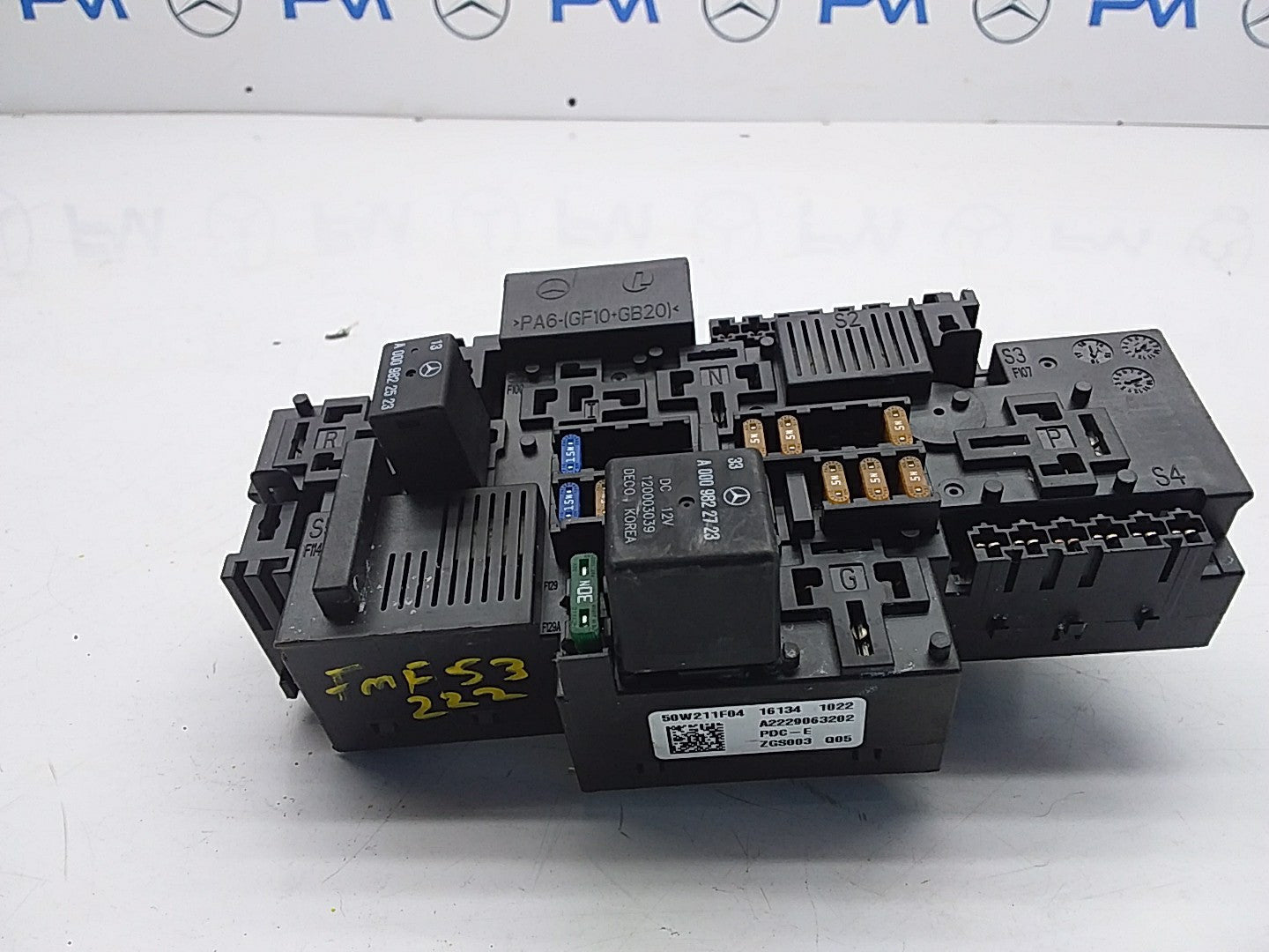 MERCEDES BENZ S-CLASS W222 2014 -2021 FUSE RELAY BOX A2229063202  FMF53