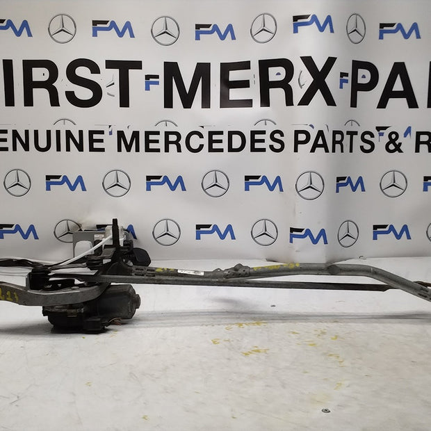 MERCEDES-BENZ E CLASS W213 FRONT WIPER MOTOR WITH LINKAGE A2138207402 FM00751