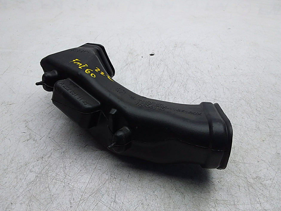 MERCEDES BENZ S-CLASS W222 AIR INTAKE TUBE A2228311146 FMI60