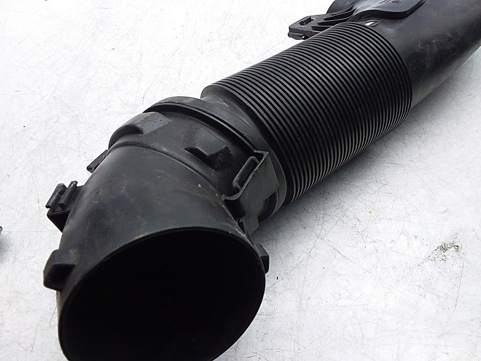 MERCEDES BENZ GLC W253 AIR INTAKE TUBE A6510902000 FMI54