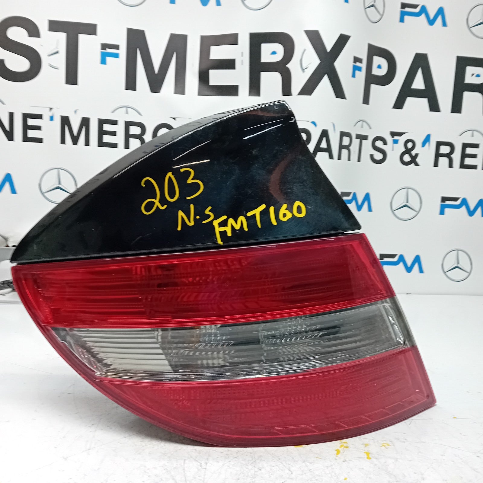 MERCEDES CLC W203 2009 PASSENGER SIDE NS REAR TAIL LIGHT A2038205164 FMT160