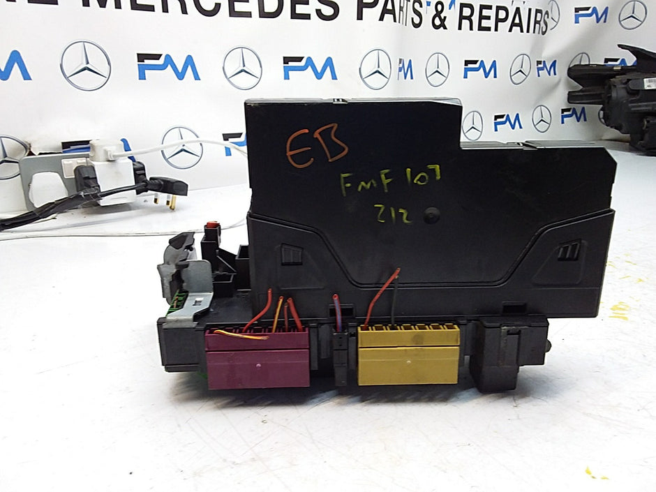 Mercedes E-CLASS W212 Fuse Box RELAY  A2129009622 FMF107
