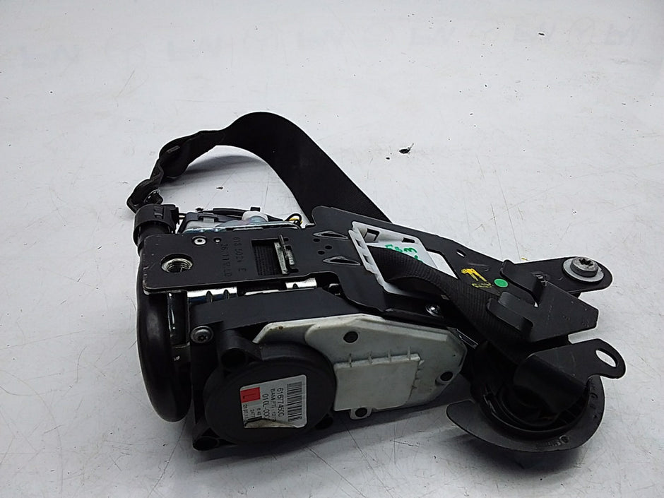 MERCEDES C-CLASS W204 SEAT BELT FRONT LEFT PASSENGER SIDE A2048602385 FMS216 NSF