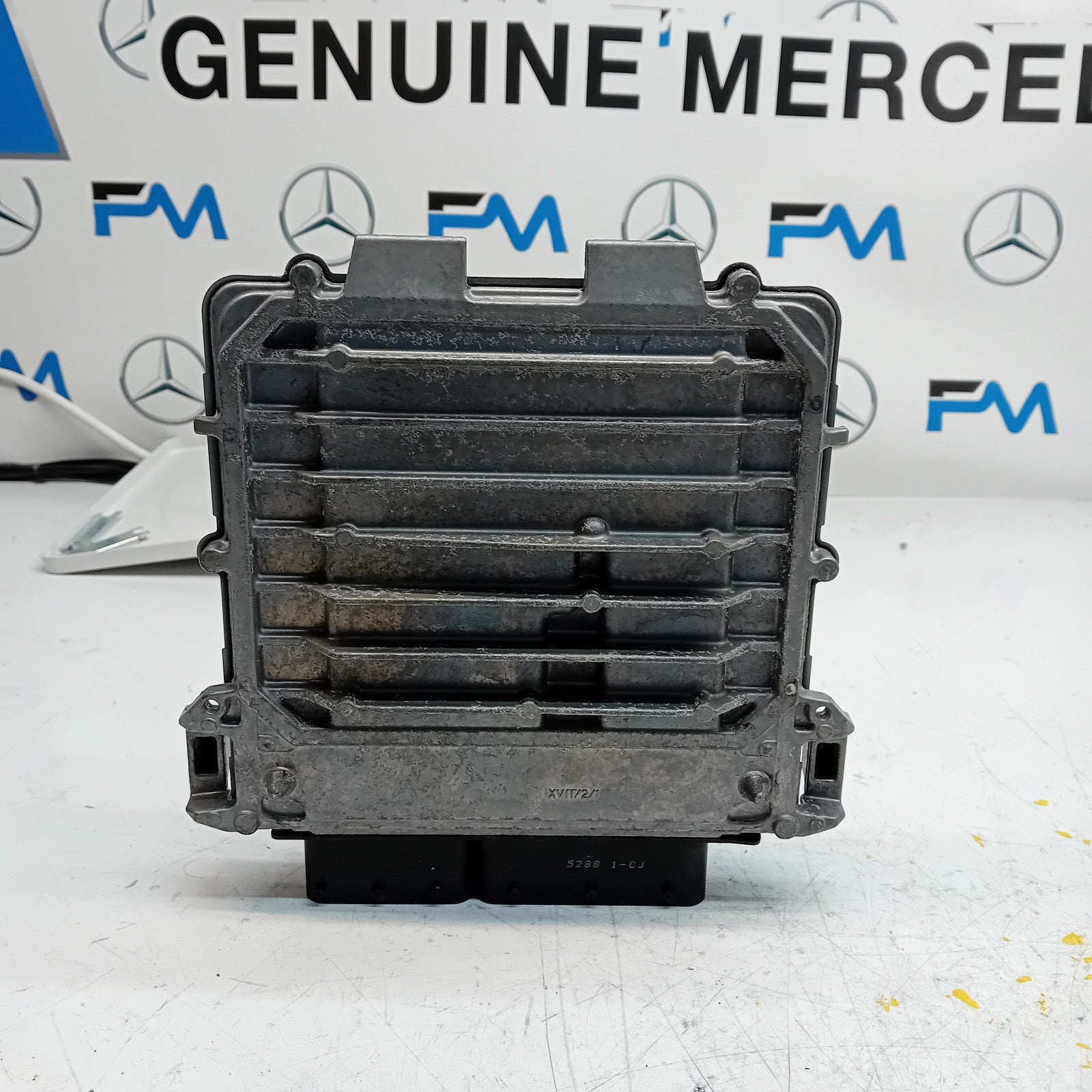 MERCEDES  C-CLASS 2015 ENGINE  ECU CONTROL MODULE A2749002900 FM00812