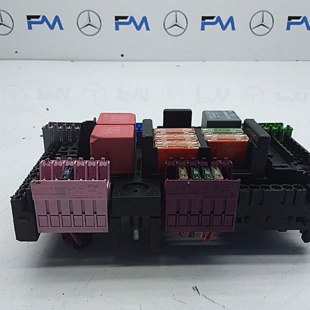 MERCEDES E CLASS FUSE RELAY BOX A2139068801 W213 2016 ONWARDS FMF57
