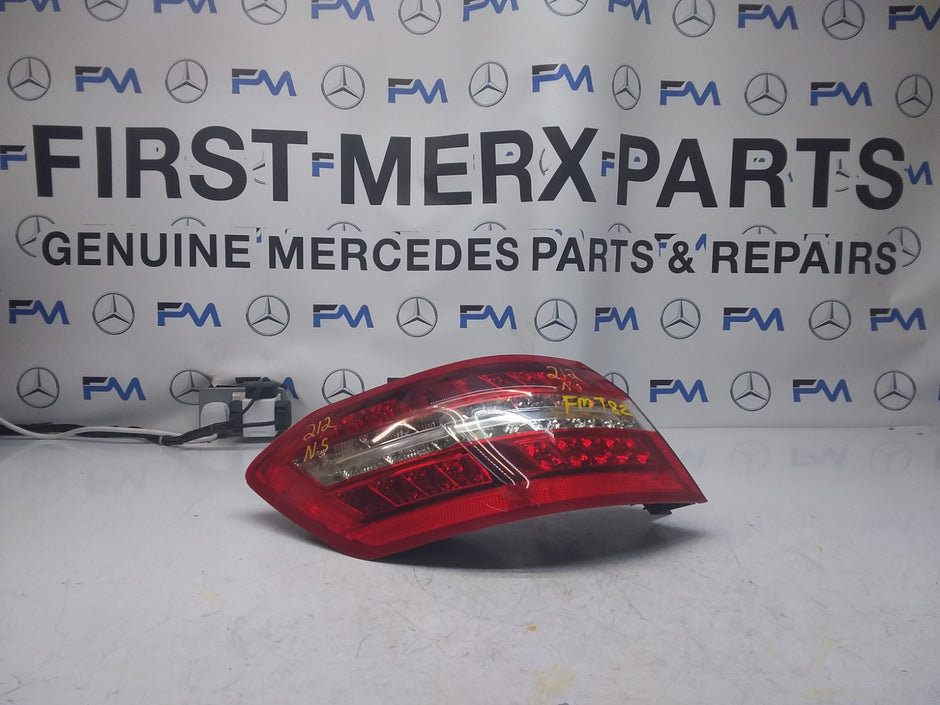 MERCEDES E-CLASS W212 REAR PASSENGER N/S TAIL LIGHT A2129060558 2012 FMT82