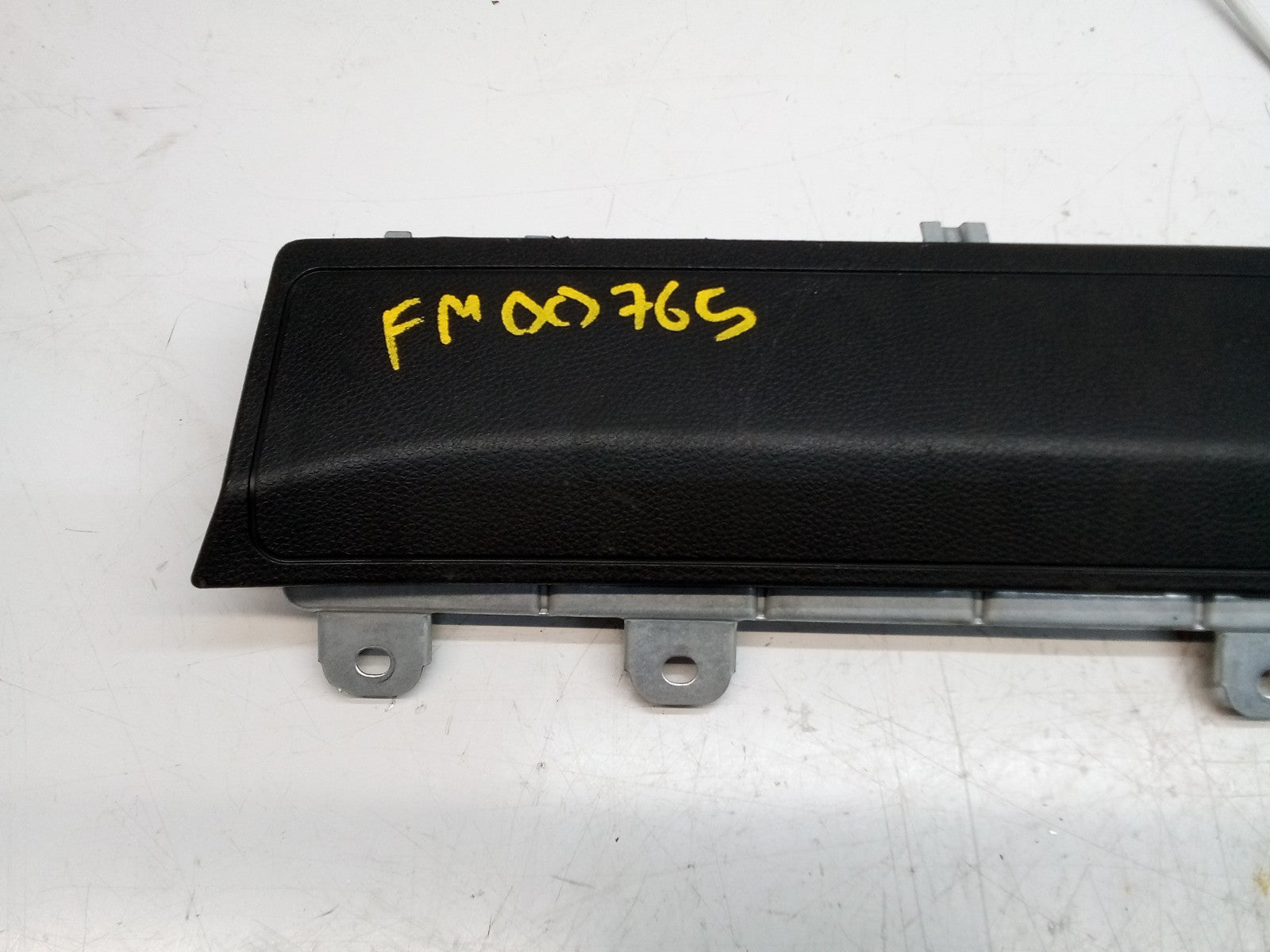 MERCEDES BENZ A-CLASS W176 O/S/F DRIVER SIDE KNEE AIRBAG FM00765
