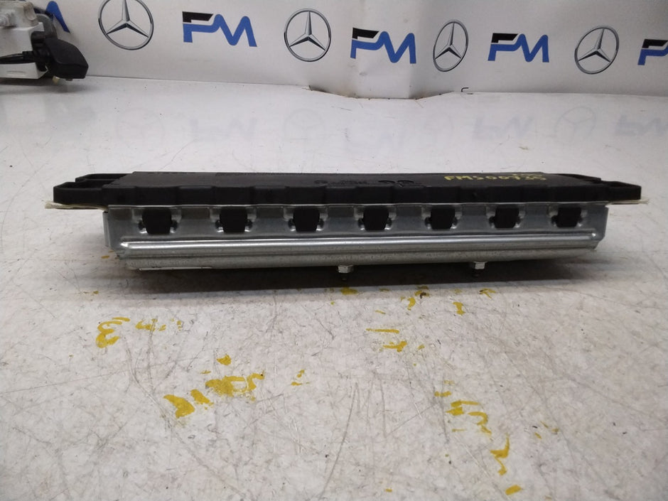 2016 MERCEDES BENZ C-CLASS W205 DRIVER SIDE KNEE AIRBAG A2058601600 FM00735