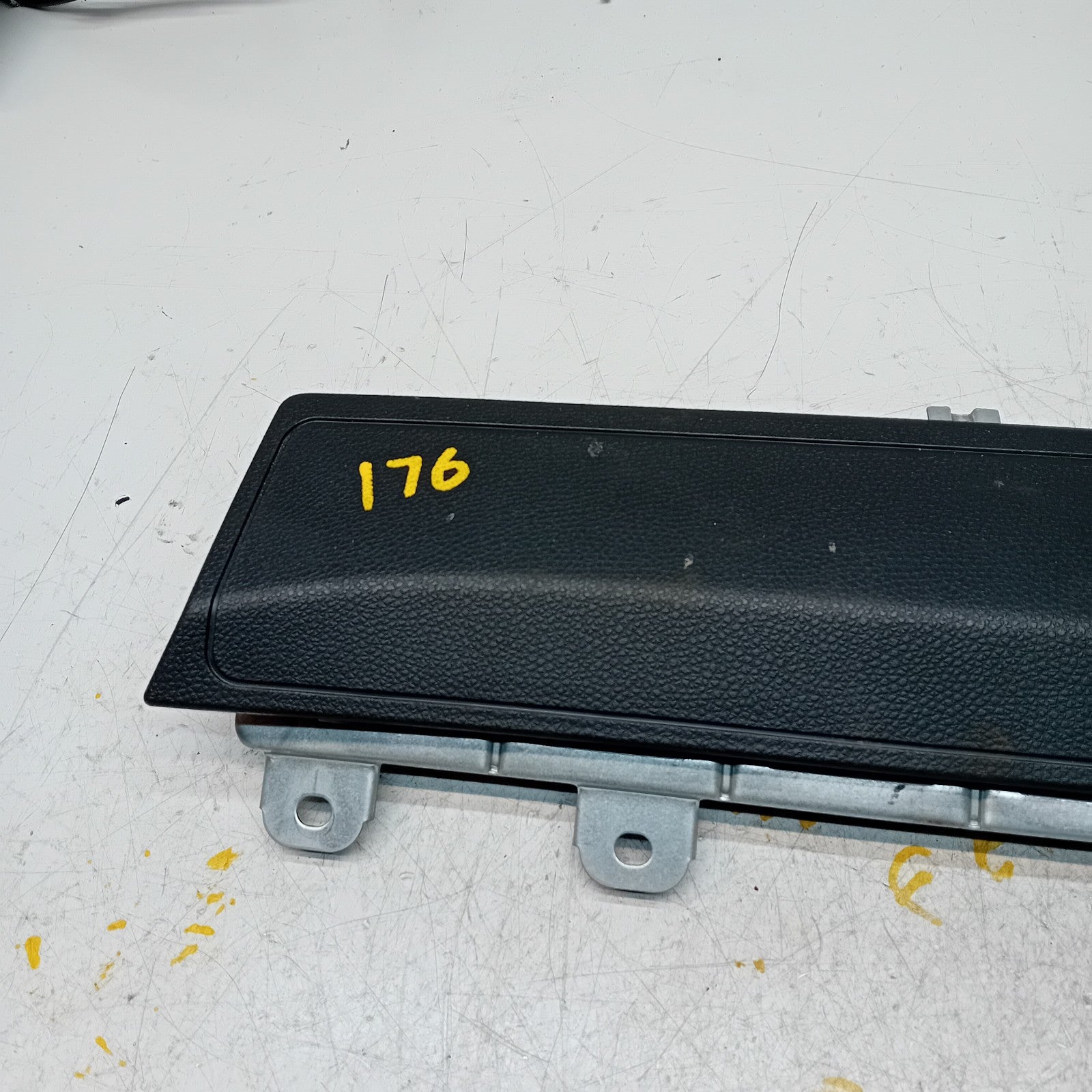 MERCEDES BENZ A-CLASS W176 O/S/F DRIVER SIDE KNEE AIRBAG FM00808