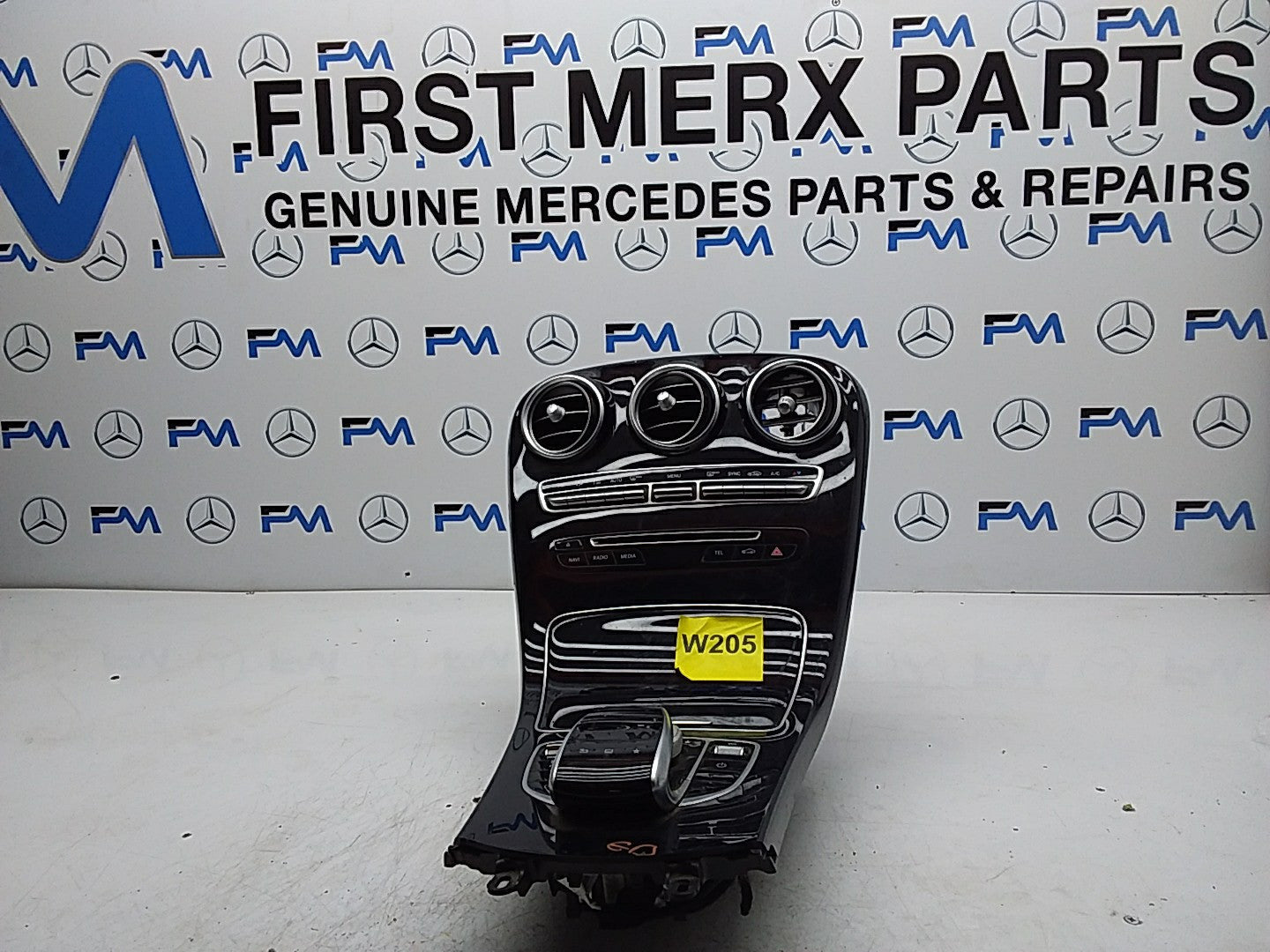 2014 ONWARDS MERCEDES C-CLASS W205 CENTRE  CONSOLE  A2056803208 FMK11