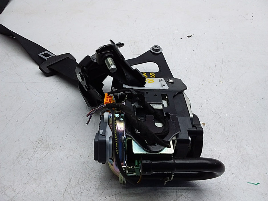 MERCEDES E-CLASS W238 SEAT BELT FRONT LEFT PASSENGER SIDE A2388602800 FMS266 NSF