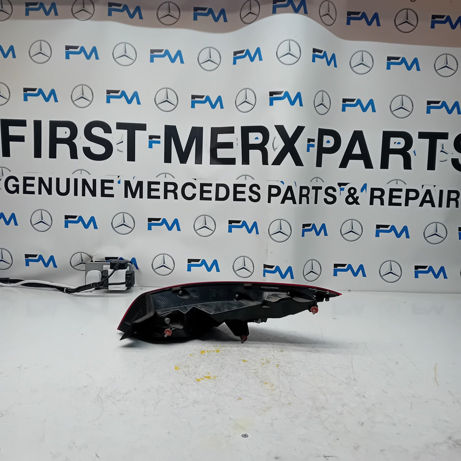 MERCEDES CLA W118 PASSENGER SIDE NS REAR TAIL LIGHT FMT188 2016 ONWARDS