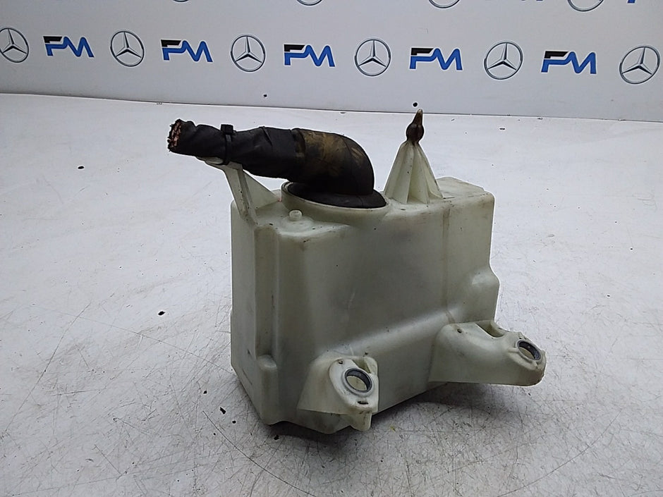 Mercedes C-CLASS  W205 Fuse Relay Junction Box  FMF151  A2059981301