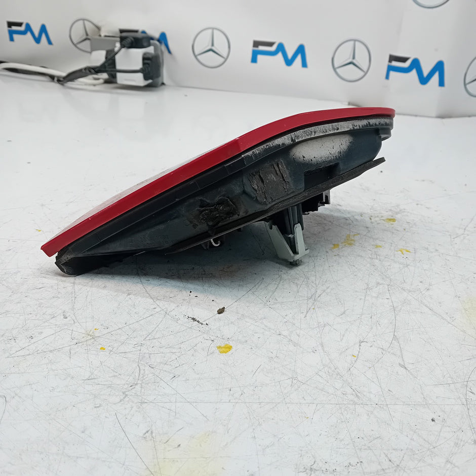 MERCEDES E-CLASS W212 DRIVER SIDE OS REAR TAIL LIGHT A2129060258 2012 FMT126