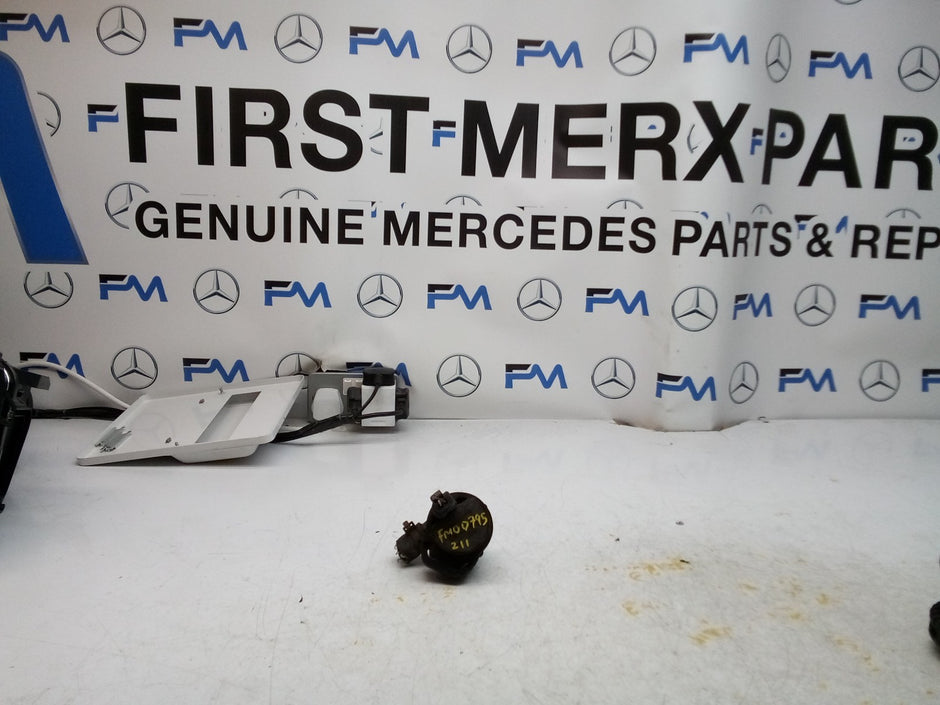 Mercedes E-CLASS W211 ELECTRIC COOLANT WATER PUMP A2118350028 FM00795