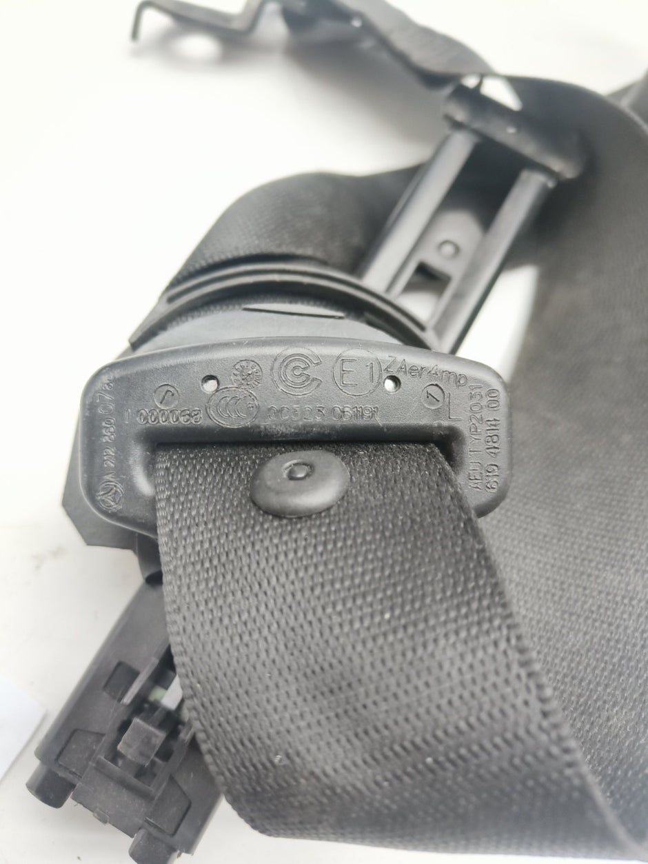 MERCEDES E CLASS W212  SEAT BELT FRONT LEFT PASSENGER SIDE A2128600786 FMS29 NSF