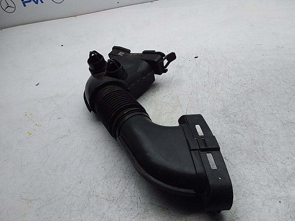 MERCEDES BENZ E-CLASS W213 AIR INTAKE TUBE A6540040097 FMI46