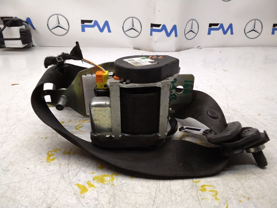 MERCEDES GLE W166 SEAT BELT REAR RIGHT DRIVER SIDE A1668603285 FMS368 OSR