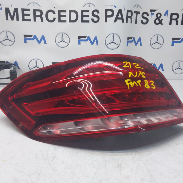 MERCEDES E-CLASS W212 REAR PASSENGER N/S TAIL LIGHT A2129060703 2015 FMT83