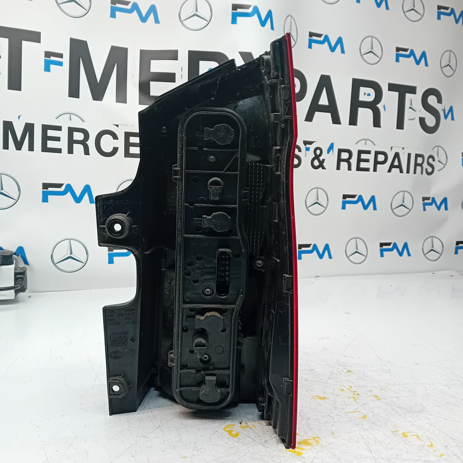 MERCEDES VITO W447 PASSENGER NS REAR TAIL LIGHT 2014 A4478200064 FMT194