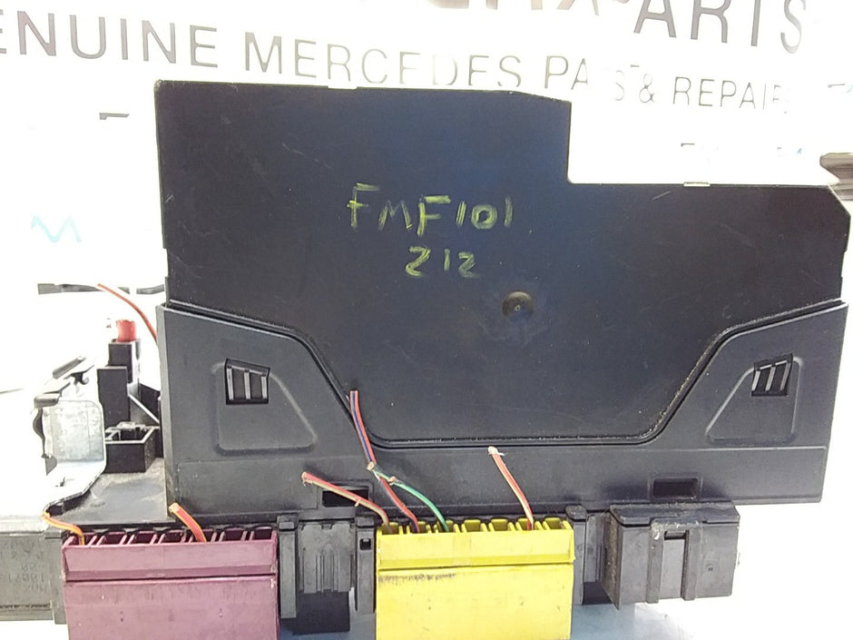 MERCEDES E-CLASS W212 FUSE  BOX RELAY A2129004201  FMF101