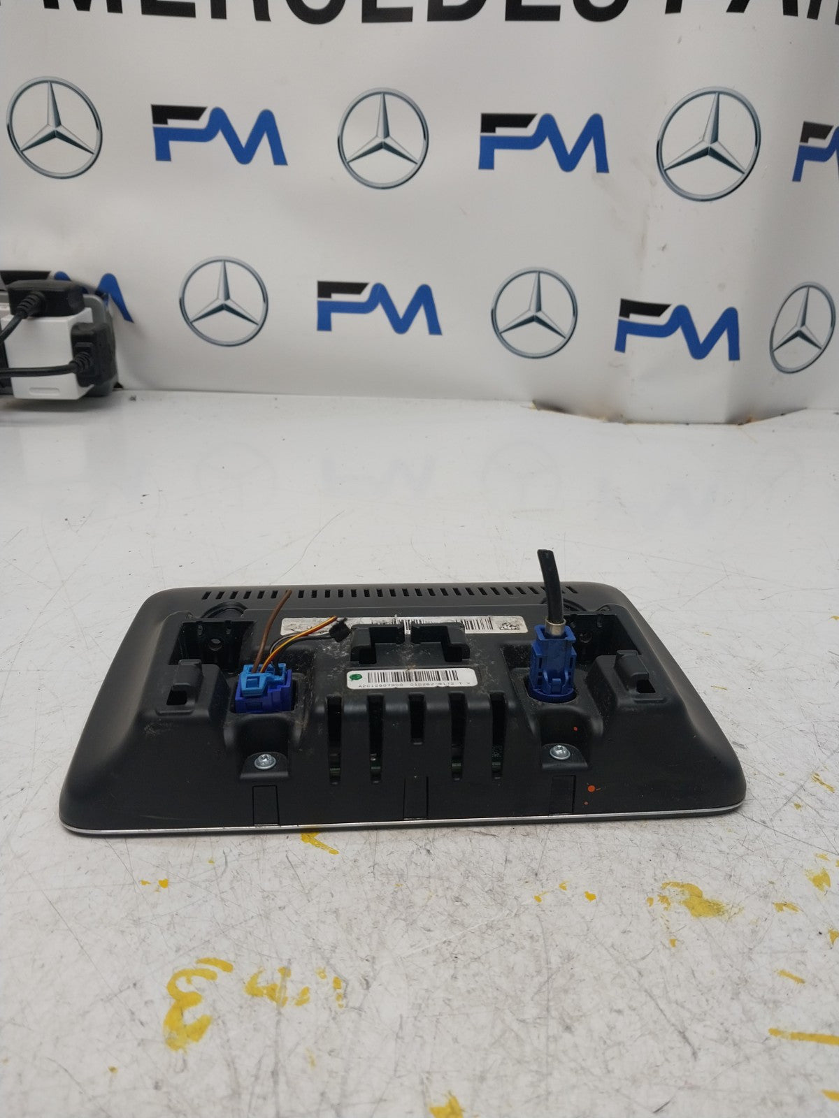 MERCEDES ML/M-CLASS W166 DISPLAY SCREEN A1669007814 2015 FM00721