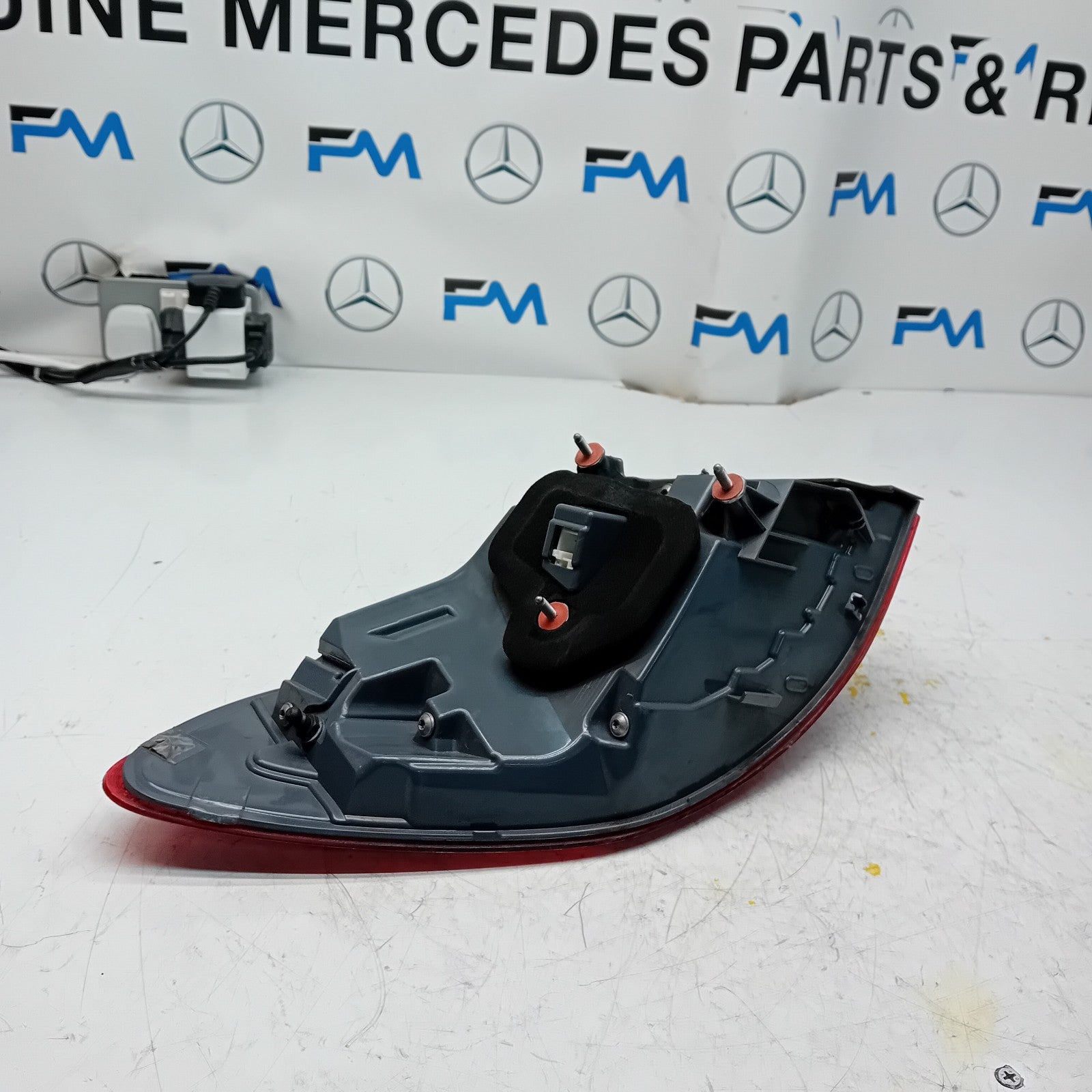MERCEDES GLC W253 DRIVER SIDE OS REAR TAIL LIGHT 2016 Onwards FMT163