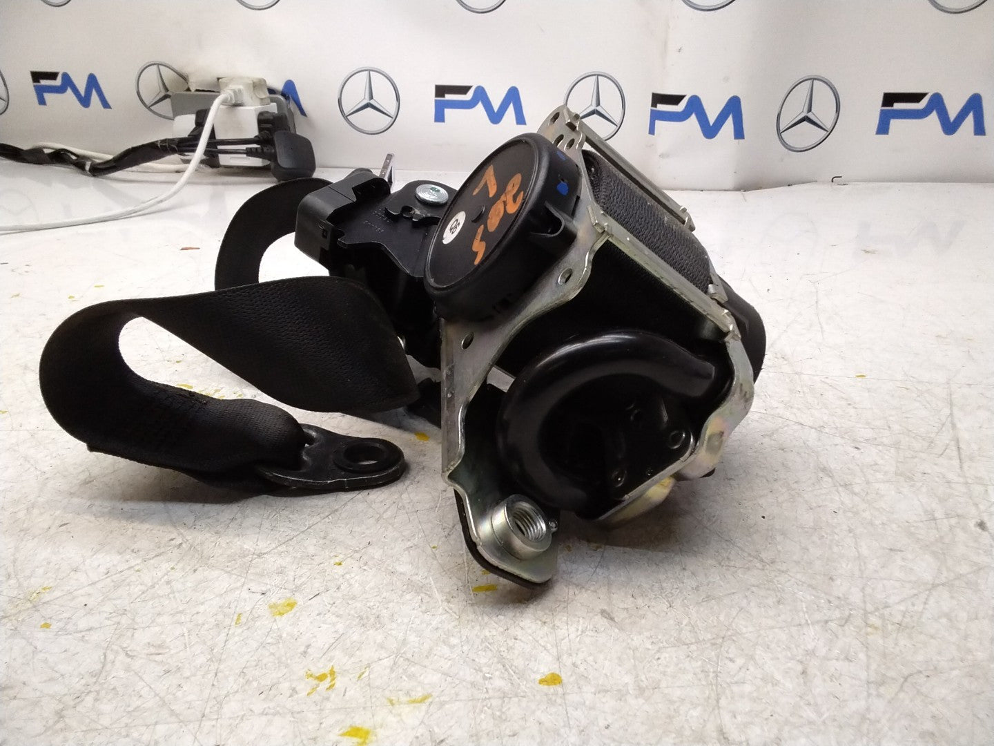 MERCEDES-BENZ W205 C CLASS FRONT LEFT PASSENGER SEATBELT A2058605185 FMS341 NSF