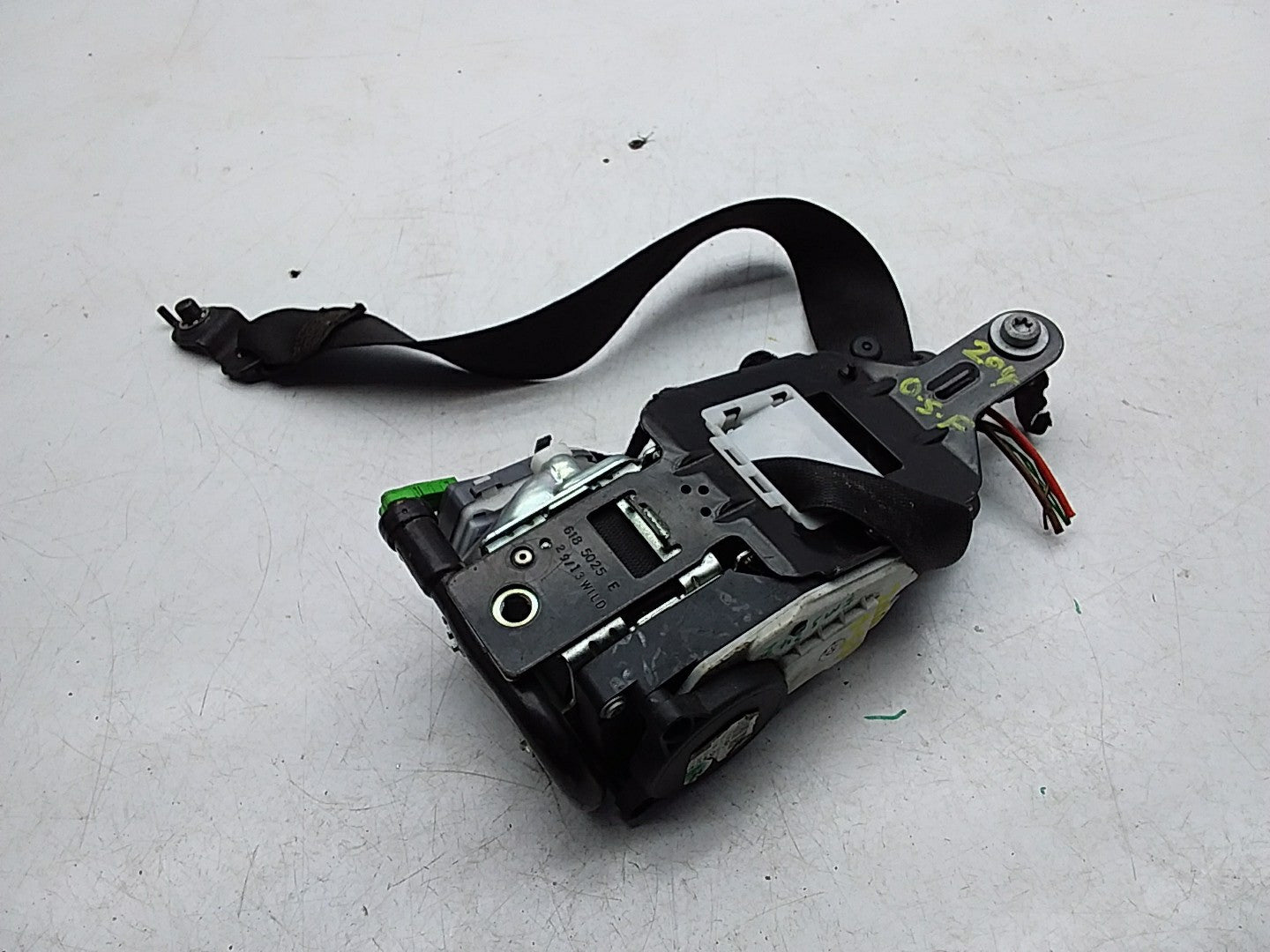 MERCEDES C-CLASS W204 SEAT BELT FRONT RIGHT DRIVER SIDE A2048601885 FMS242 OSF
