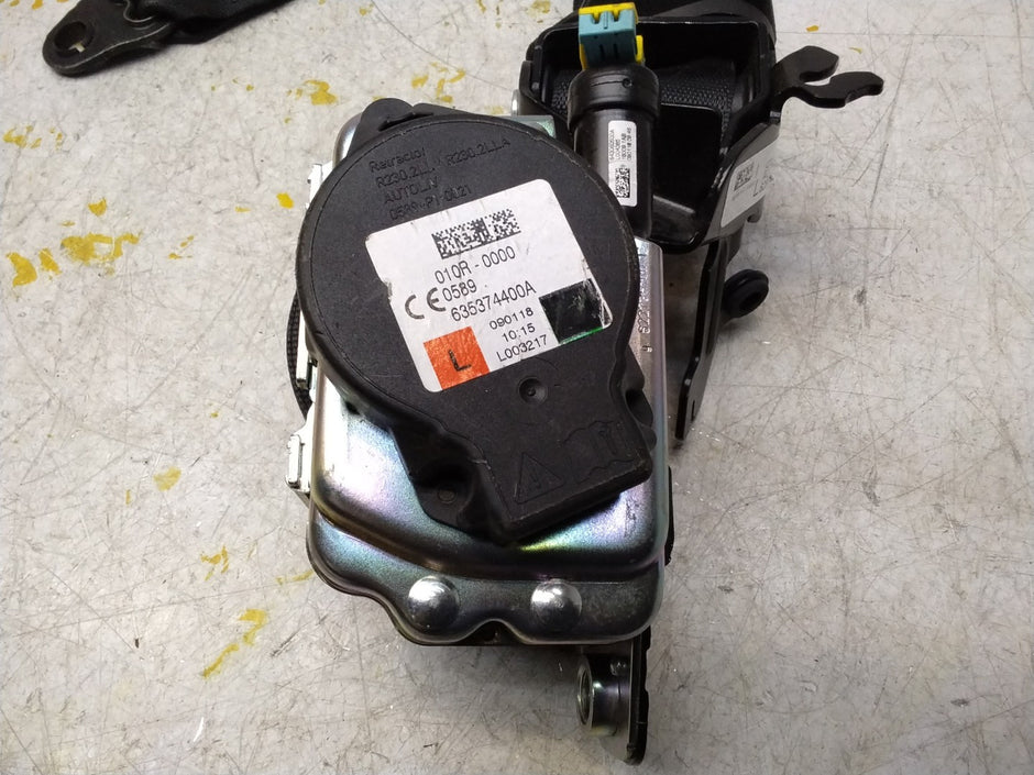 MERCEDES-BENZ W205 C CLASS FRONT LEFT PASSENGER SEATBELT A2058605185 FMS339 NSF