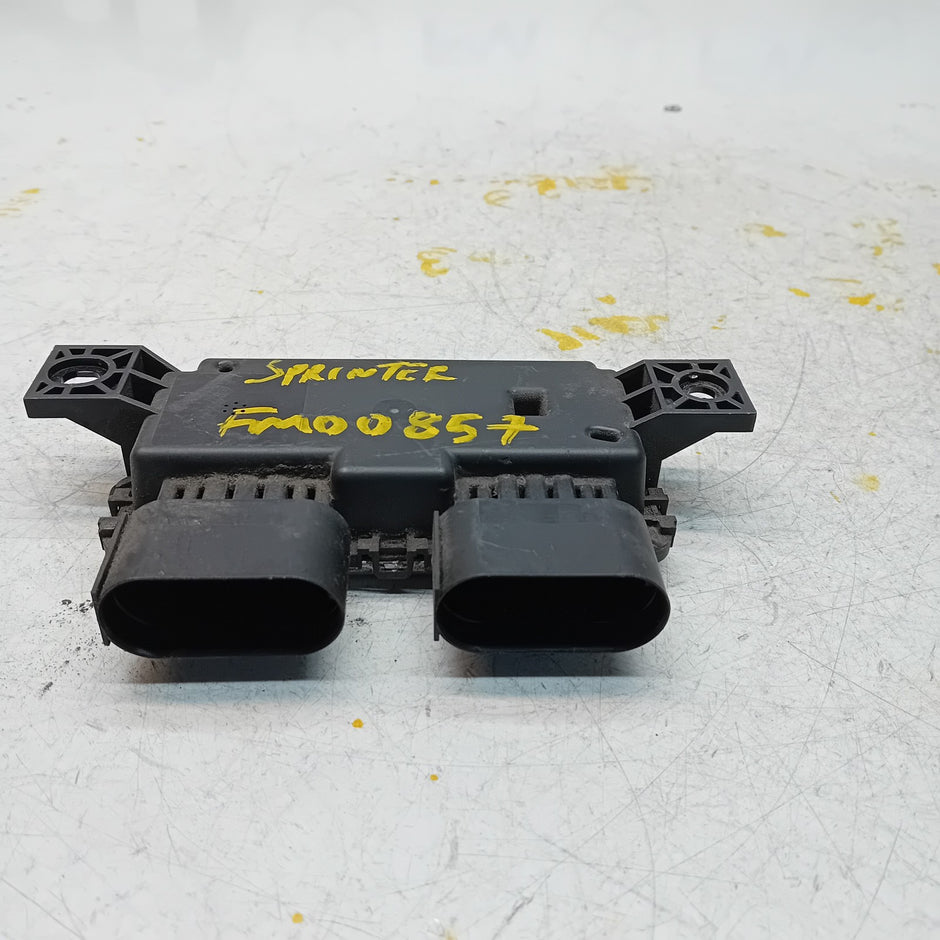 MERCEDES SPRINTER W906 FUEL PUMP CONTROL MODULE A0009008214 FM00857