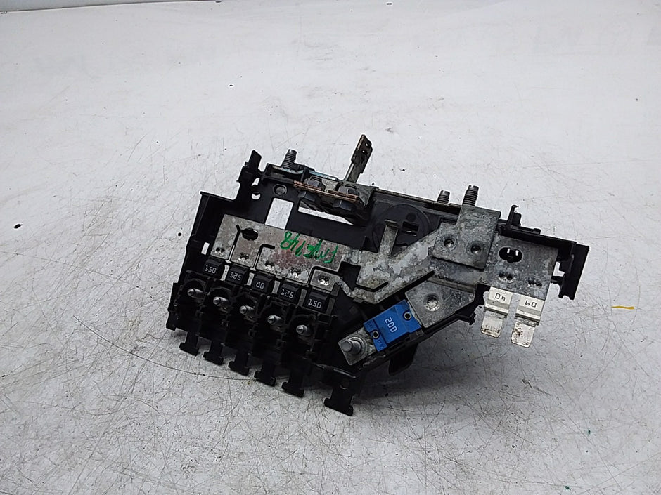 Mercedes C-CLASS  W205 Fuse Relay Junction Box  FMF148 A2065402250